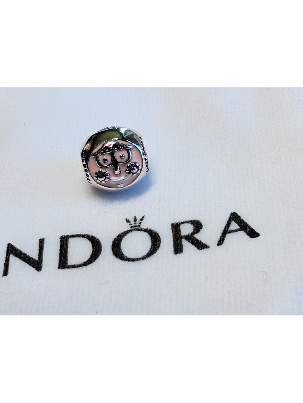 Pandora charm Disney it's a small world